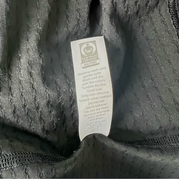 Athleta Black Tank - Picture 5 of 5